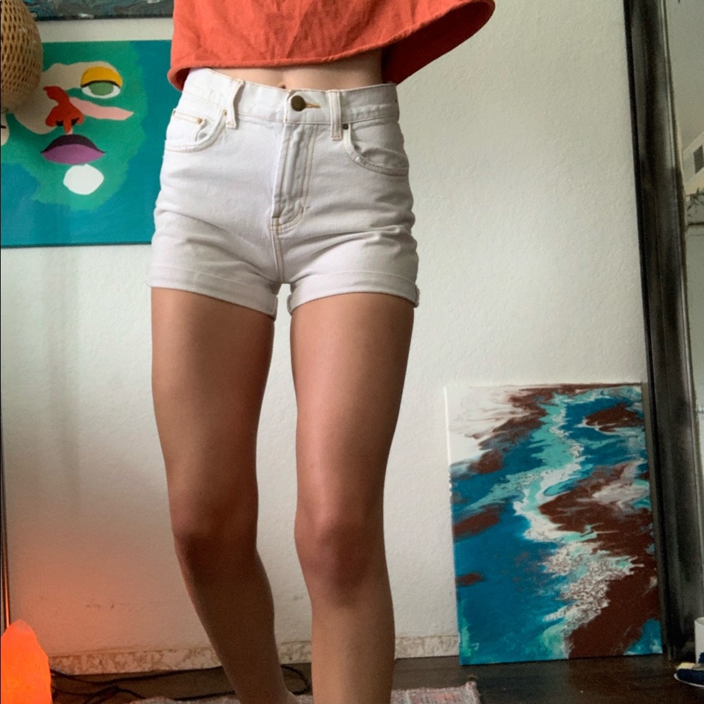 -SOLD-White denim high wasted shorts